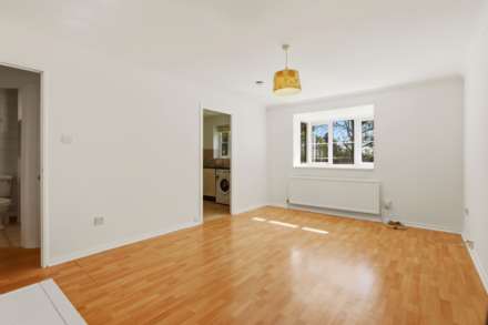 Gladbeck Way, Enfield, Image 2