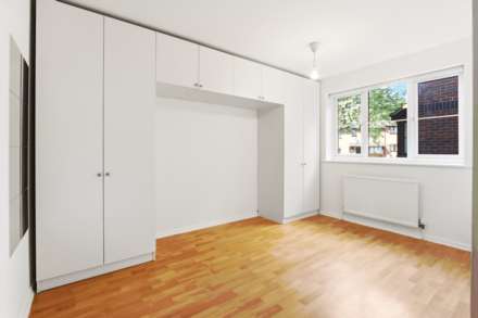 Gladbeck Way, Enfield, Image 3
