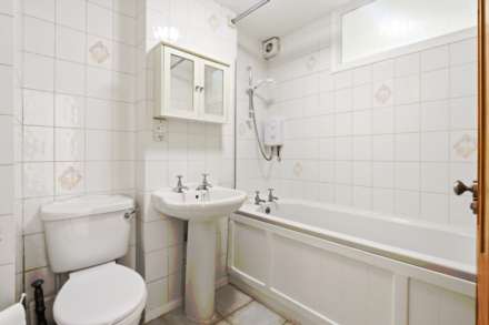 Gladbeck Way, Enfield, Image 6