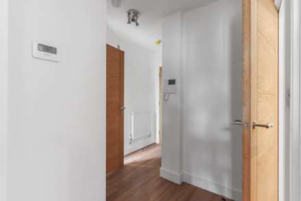 Rye Road, Hoddesdon EN11, Image 2