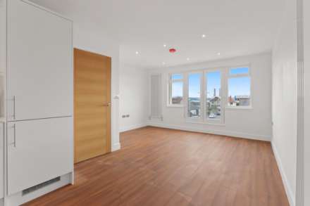 Rye Road, Rye Park, Hoddesdon EN11, Image 10