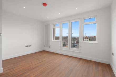 Rye Road, Rye Park, Hoddesdon EN11, Image 11