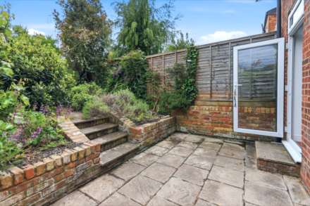 Holly Park Road, London, Image 2