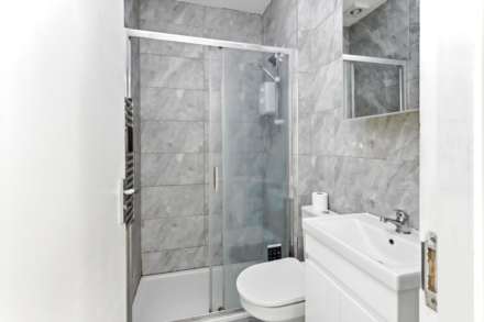 Holly Park Road, London, Image 8