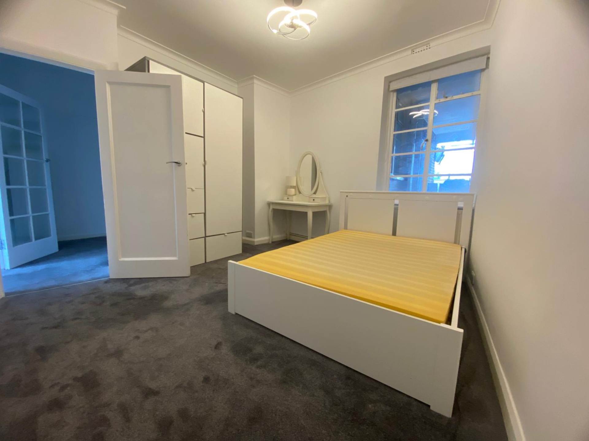 Woodhouse Road, North Finchley, London N12, Image 6