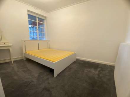 Woodhouse Road, North Finchley, London N12, Image 5