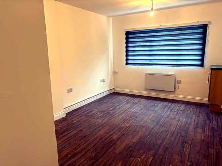 Hornsey Road, Hornsey Rise, London N19, Image 2