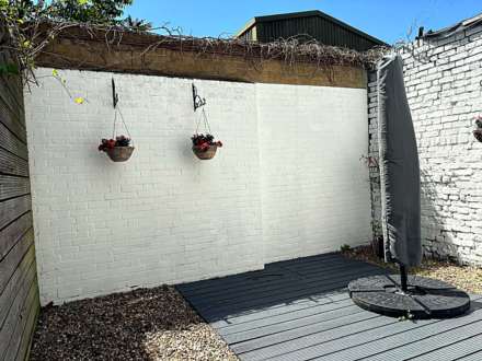 Hornsey Road, Hornsey Rise, London N19, Image 7