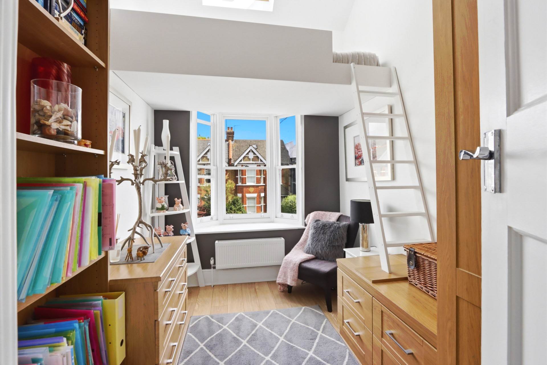 Ashurst Road, London, Image 10
