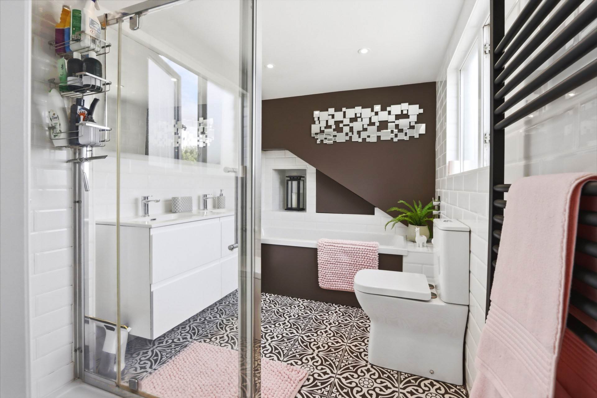 Ashurst Road, London, Image 13