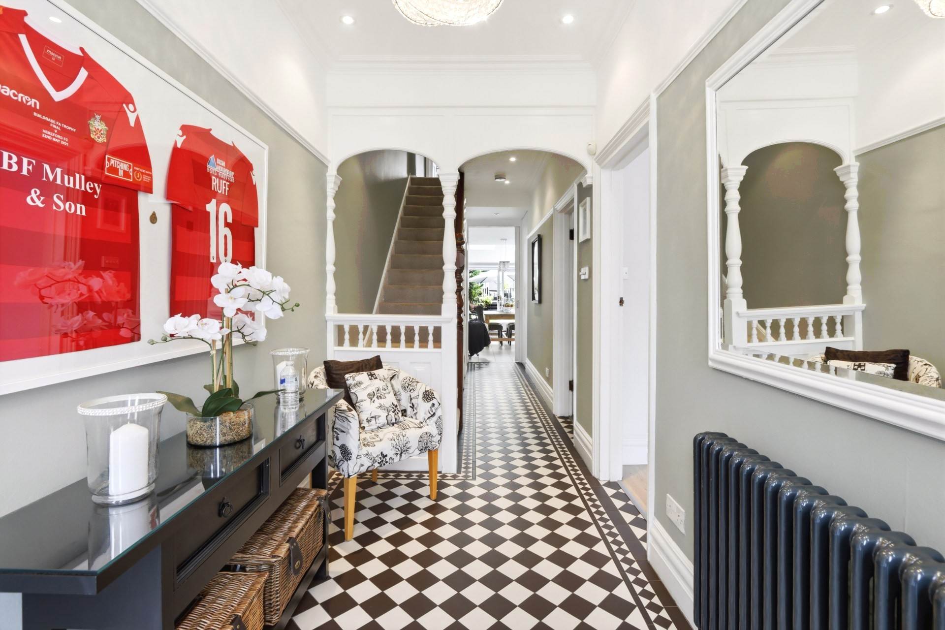 Ashurst Road, London, Image 20
