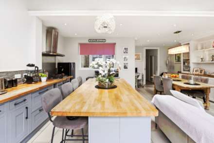 Ashurst Road, London, Image 1