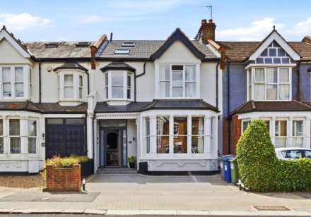 Ashurst Road, London, Image 12