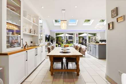 Ashurst Road, London, Image 2
