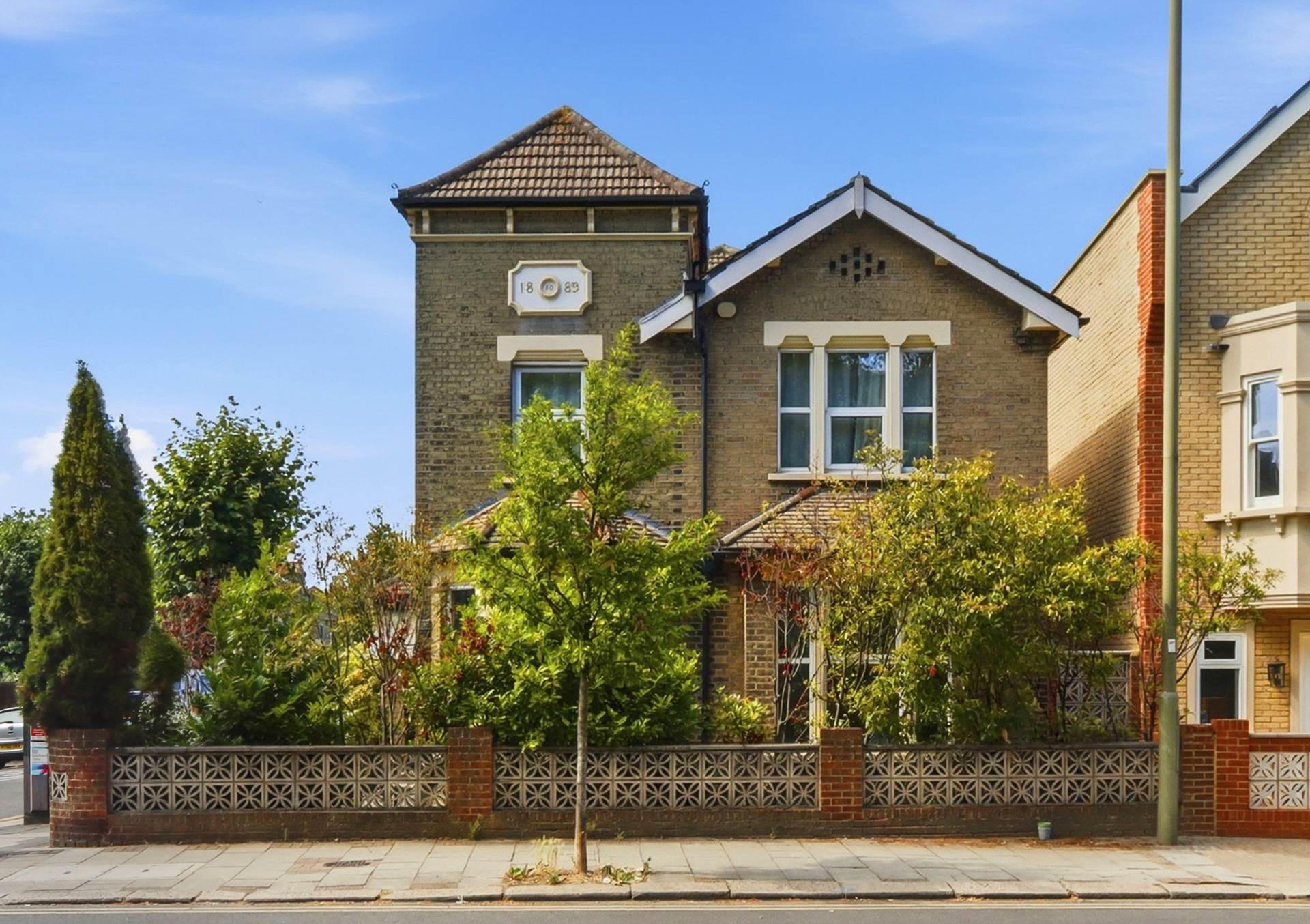Friern Barnet Road, London, Image 1