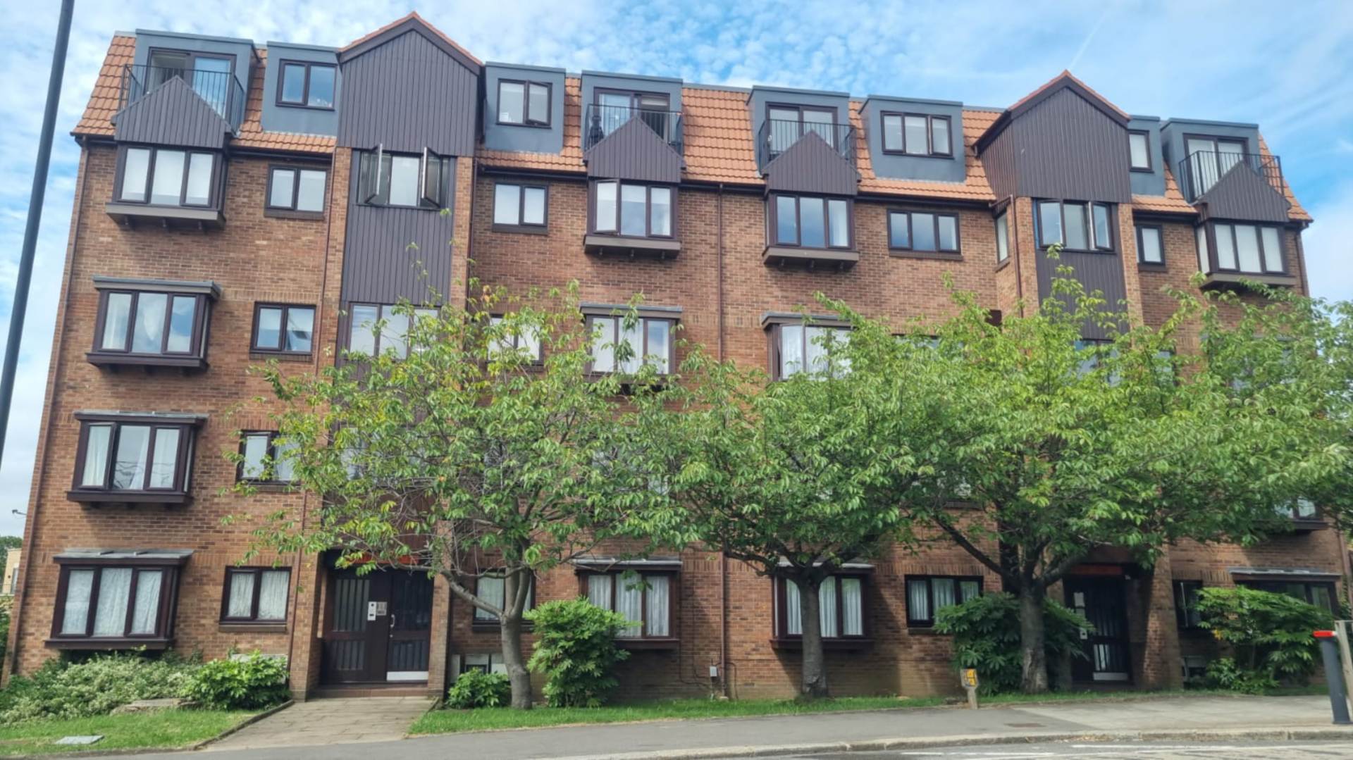 Chase Road, London, Image 1