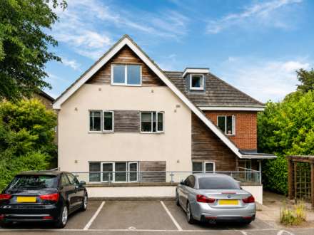 Great North Road, New Barnet EN5, Image 1