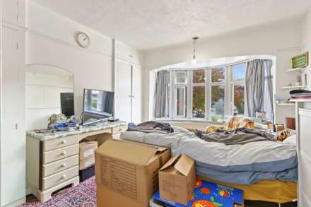 Lyndhurst Avenue, London, Image 5