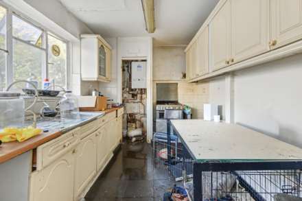 Crossway, London, Image 6