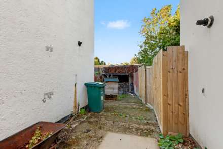 Crossway, London, Image 9