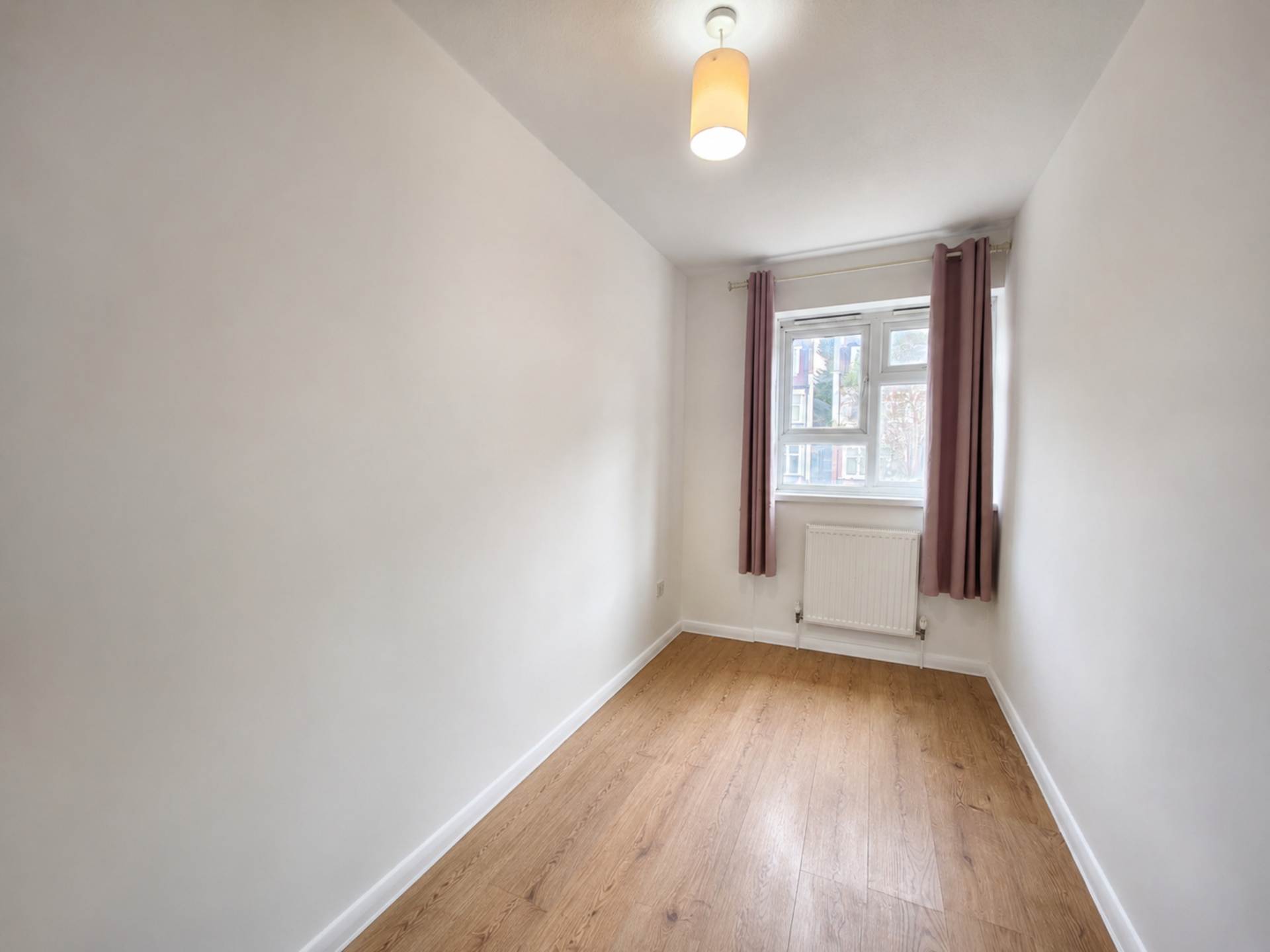 Nether Street, Finchley N3, Image 6