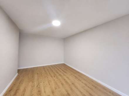 Nether Street, Finchley N3, Image 2