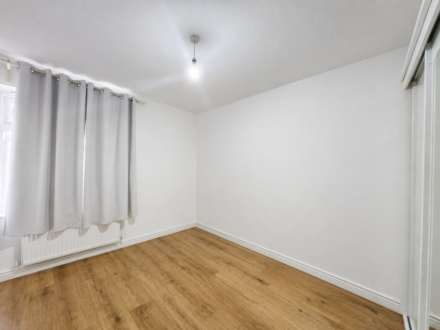 Nether Street, Finchley N3, Image 5