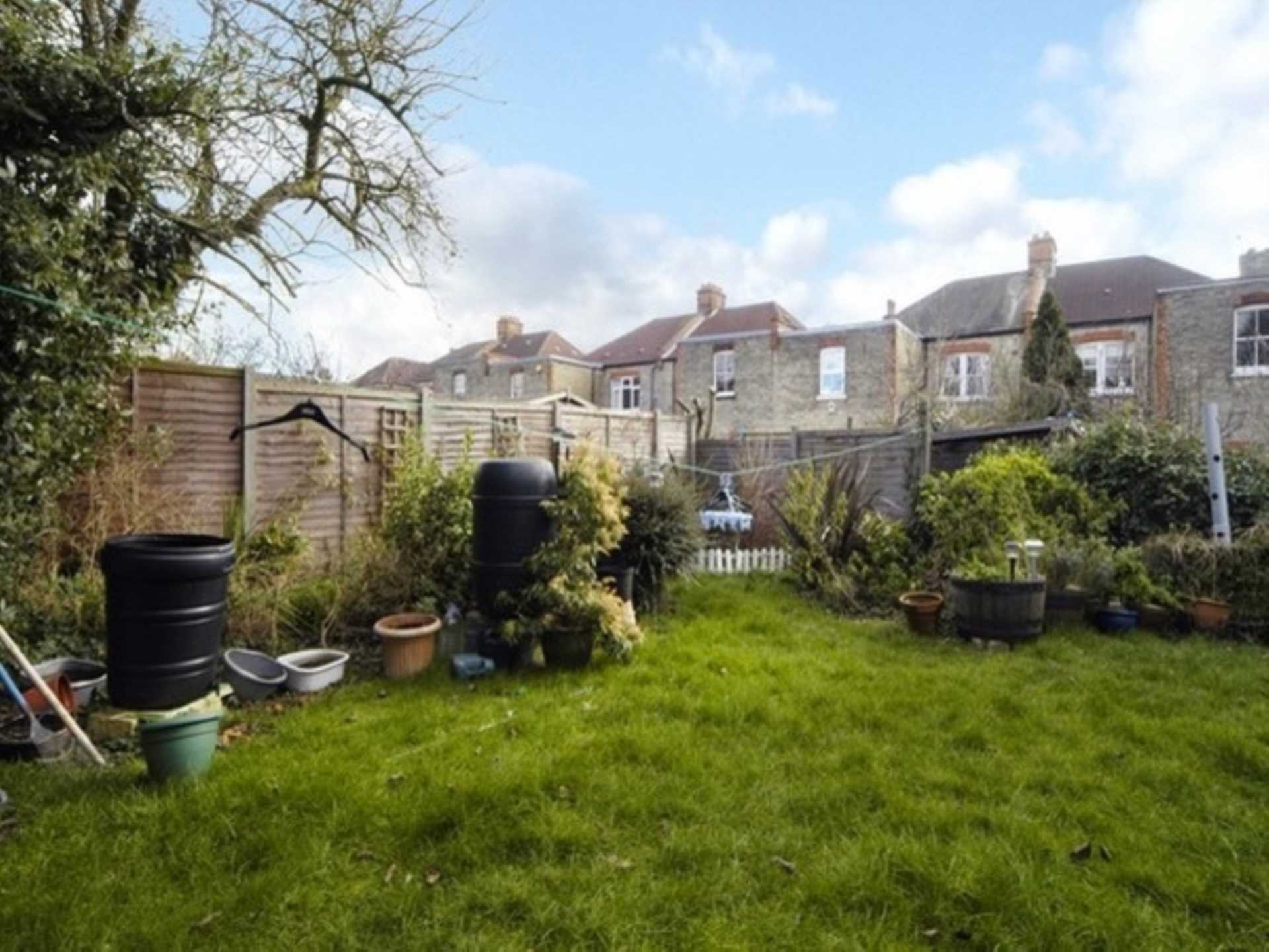 Chislehurst Avenue, London N12, Image 10