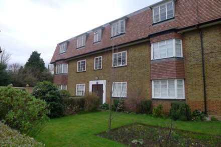 Denison Close, Hampstead Garden, London N2, Image 6
