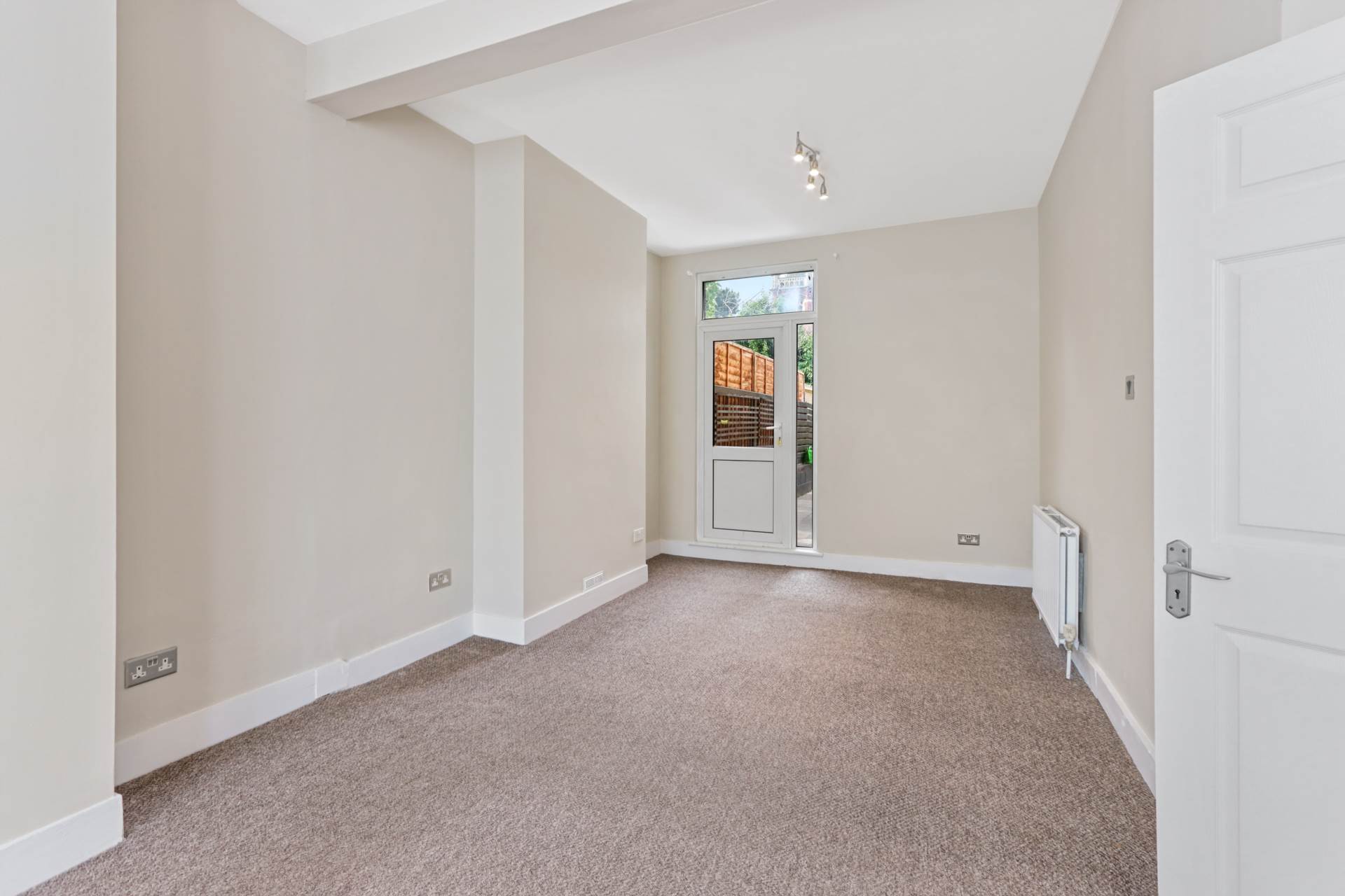 Parkhurst Road, New Southgate, Image 2