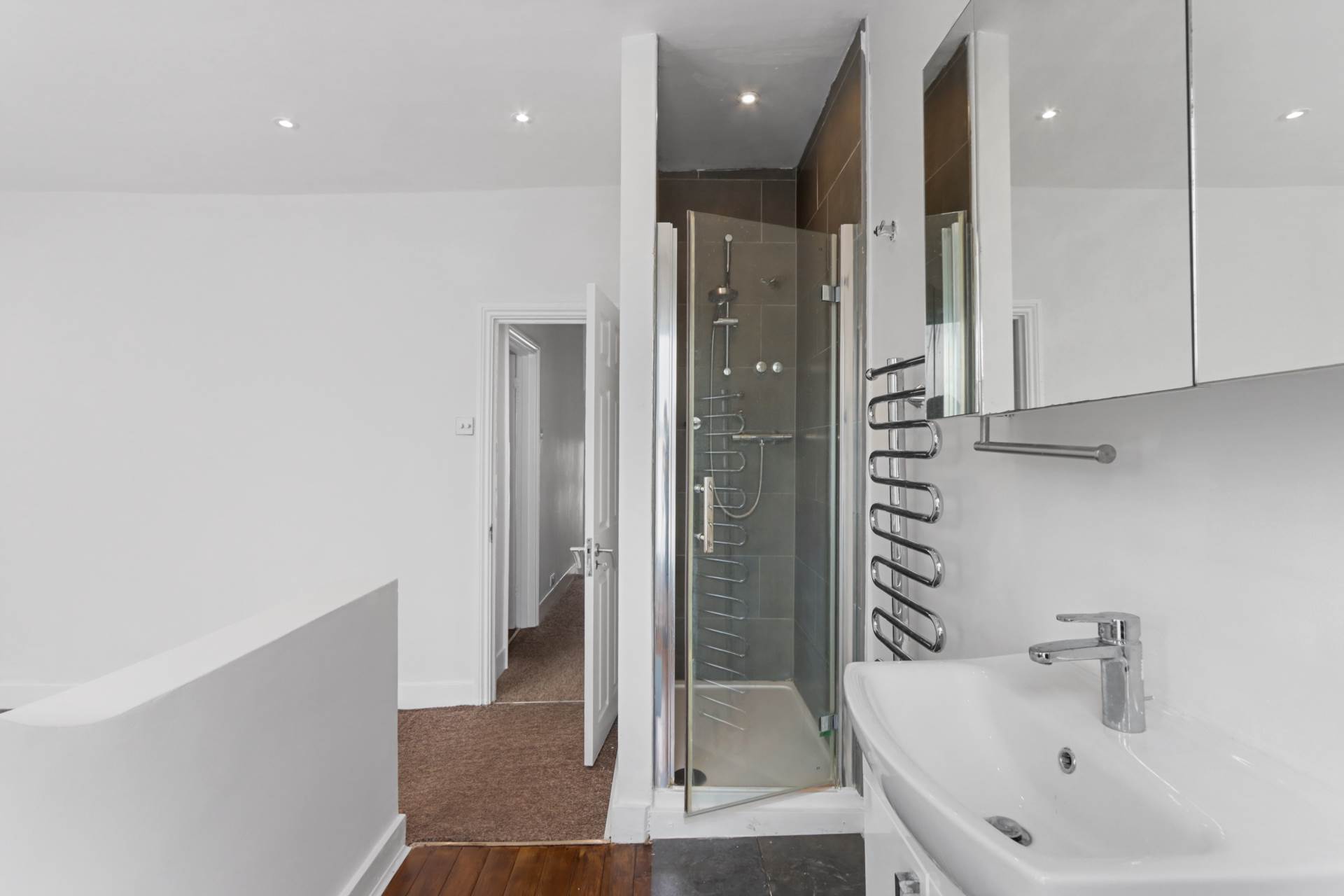 Parkhurst Road, New Southgate, Image 20
