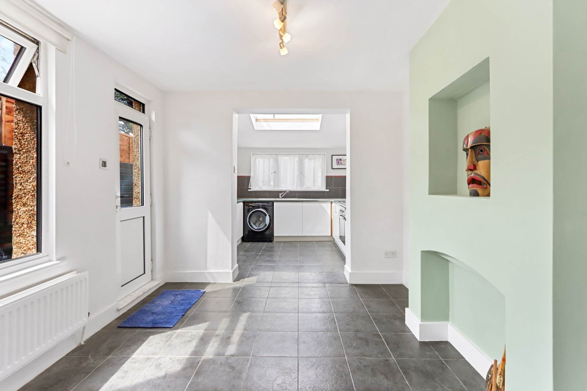 Parkhurst Road, New Southgate, Image 5