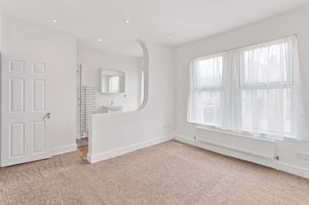 Parkhurst Road, New Southgate, Image 10