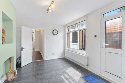 Parkhurst Road, New Southgate, Image 23