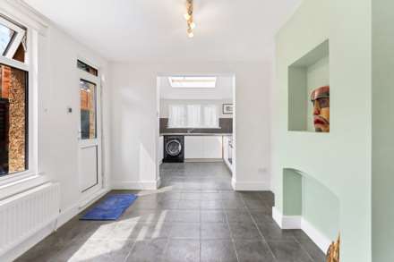 Parkhurst Road, New Southgate, Image 5