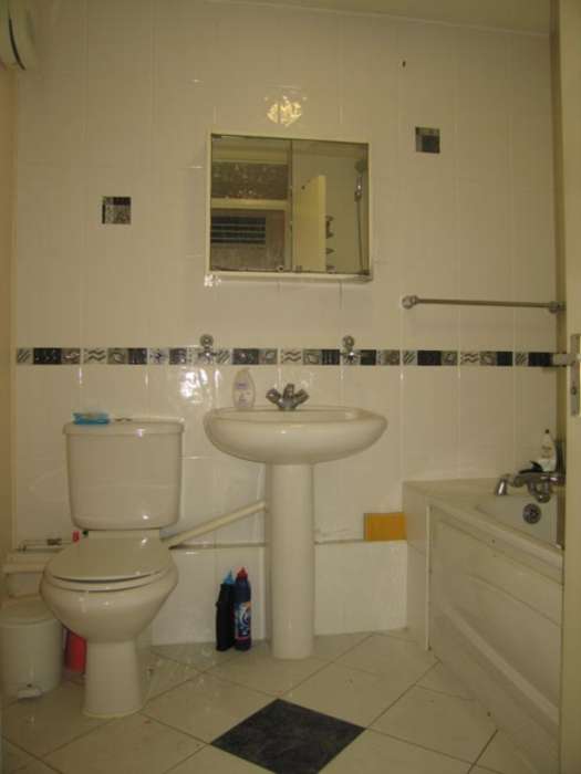 Springfield Close, Woodside Park, Image 7