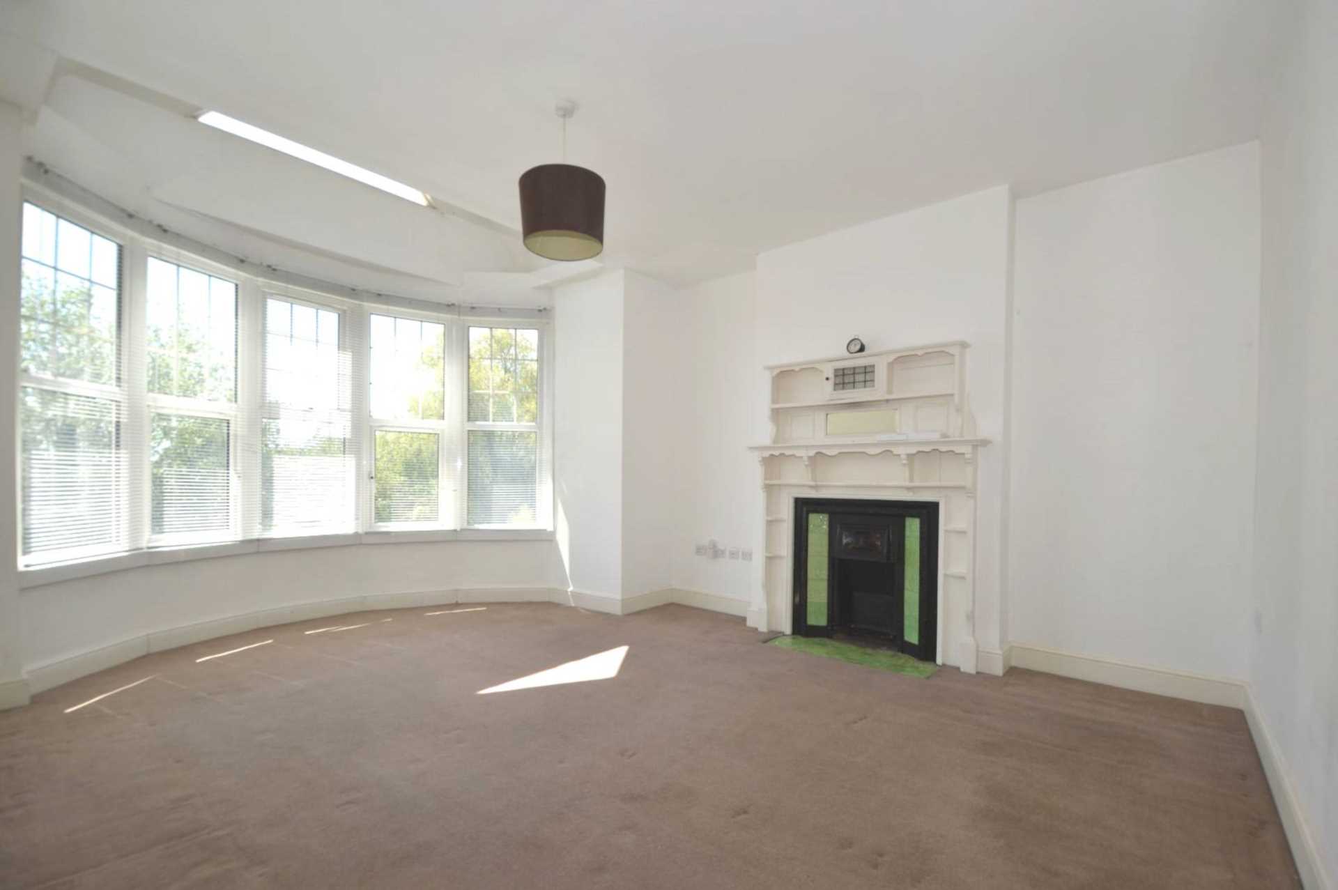 Granville Road, London N12, Image 2