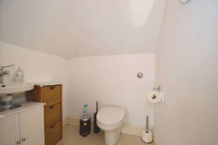 Granville Road, London N12, Image 8