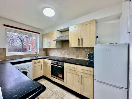 Poplar Grove, London, Image 3