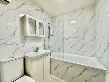 Poplar Grove, London, Image 6