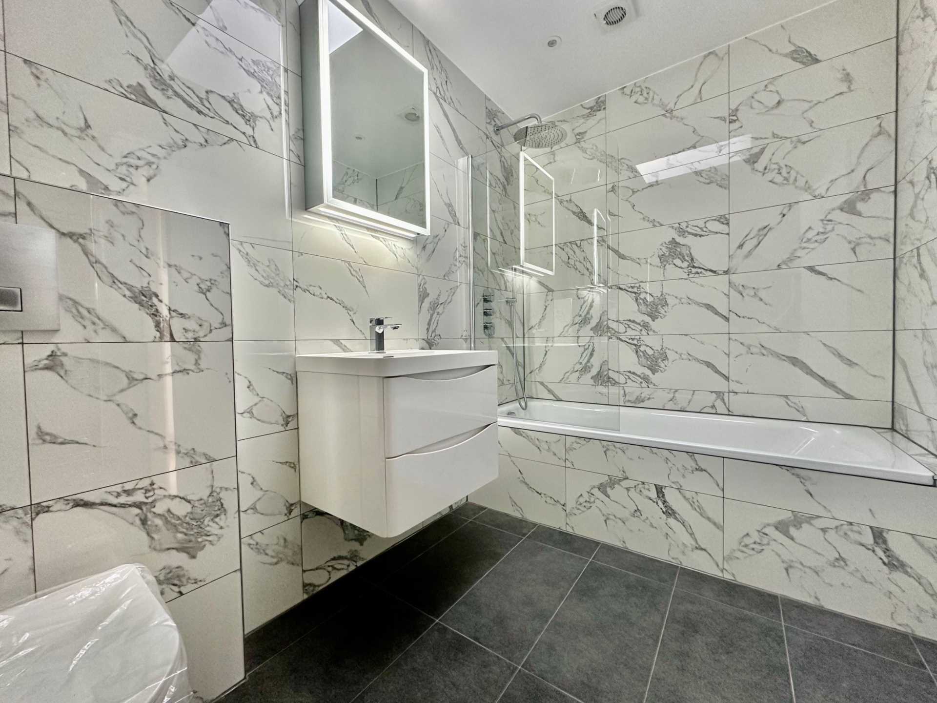 Woodside Park Road, Woodside Park, London N12, Image 1