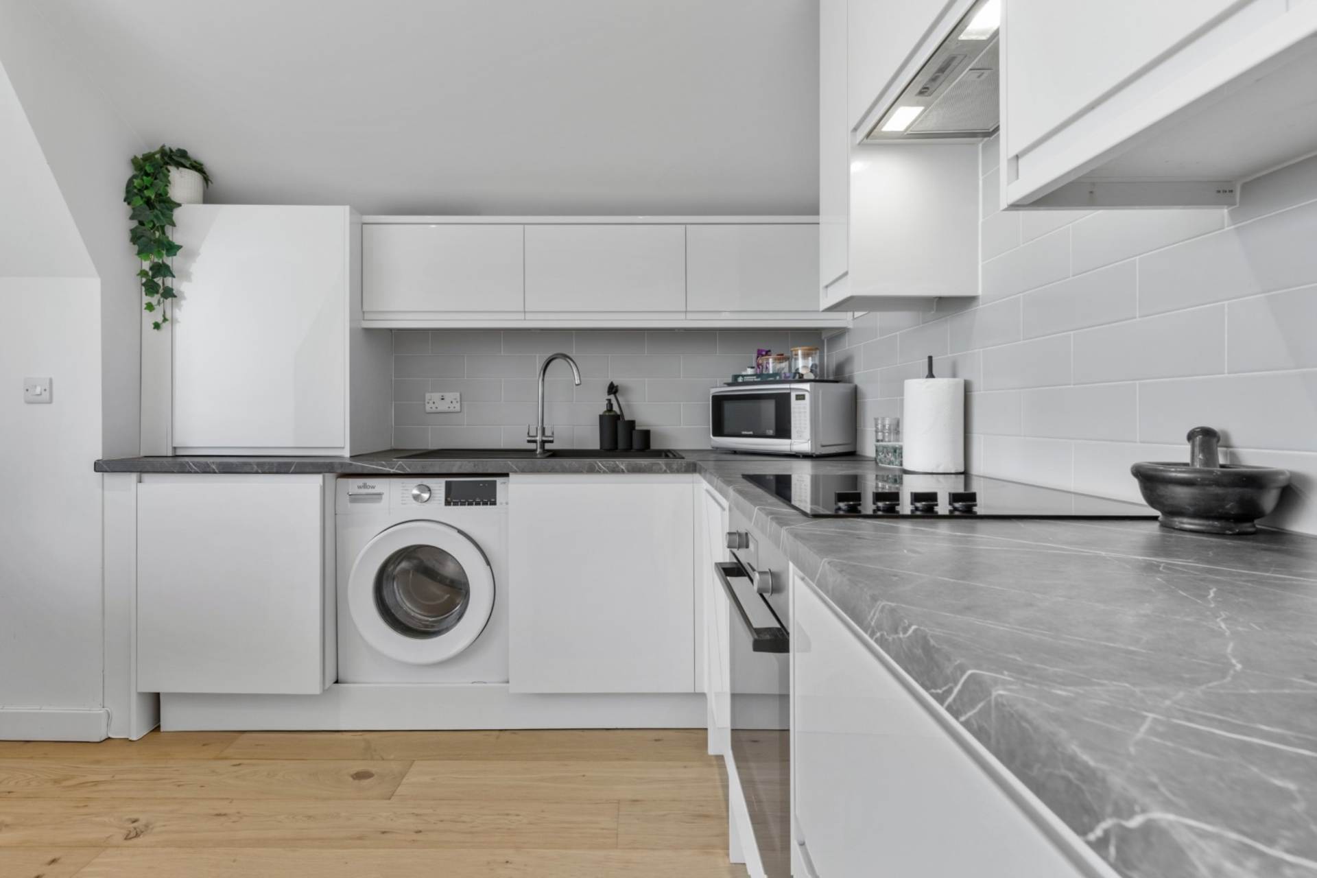 Woodside Park Road, Woodside Park, London N12, Image 13