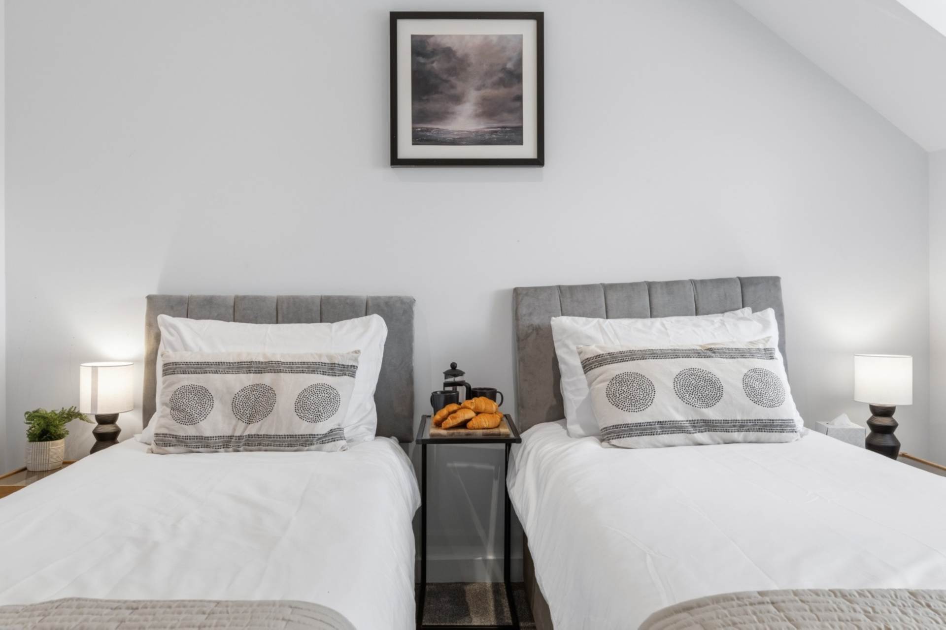 Woodside Park Road, Woodside Park, London N12, Image 23