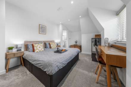 Woodside Park Road, Woodside Park, London N12, Image 31