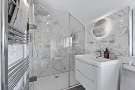 Woodside Park Road, Woodside Park, London N12, Image 39