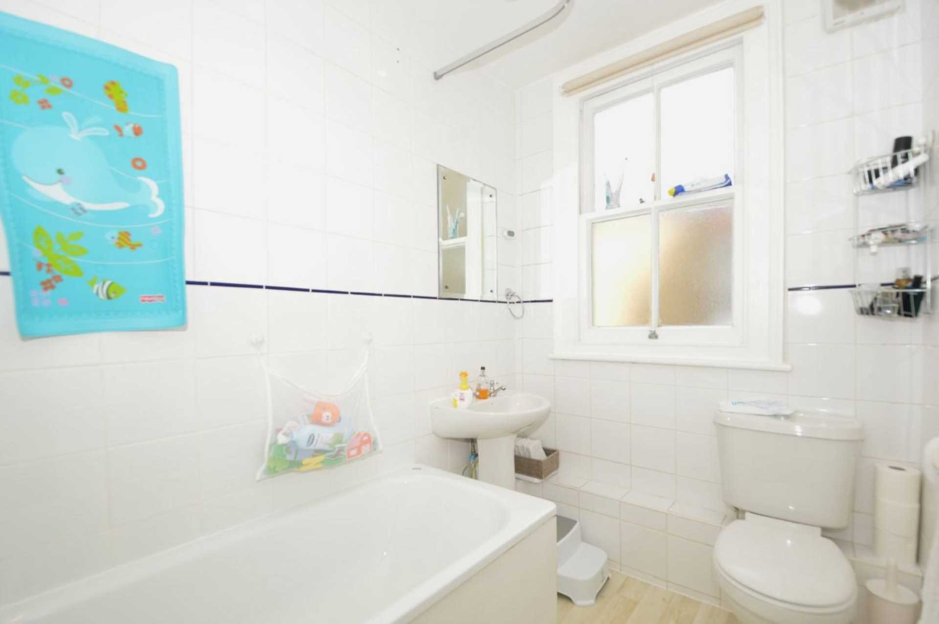 Addison Gardens, London W14, Image 10