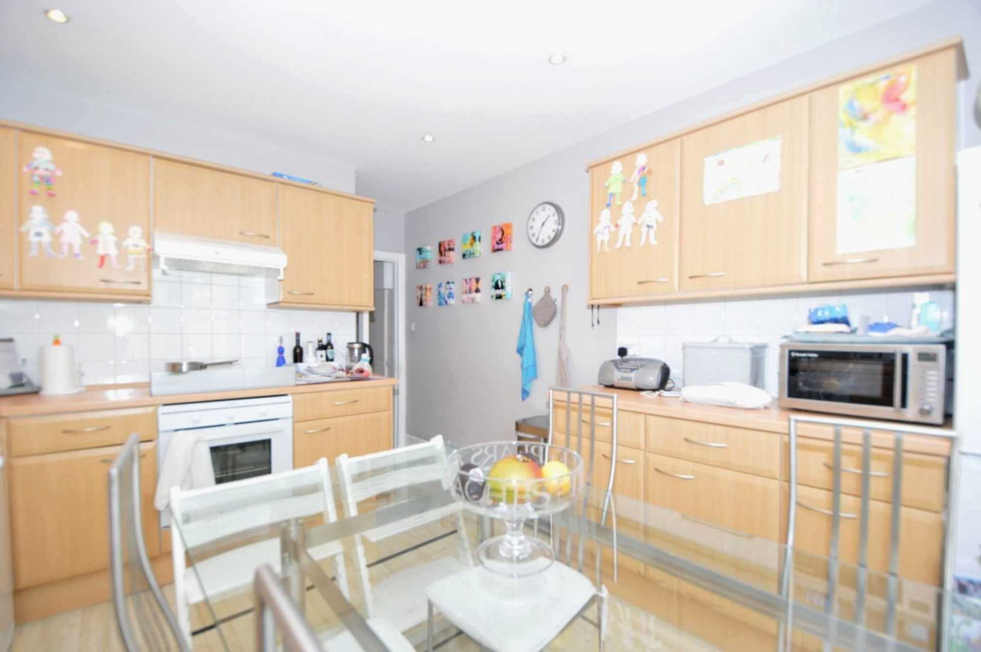 Addison Gardens, London W14, Image 5