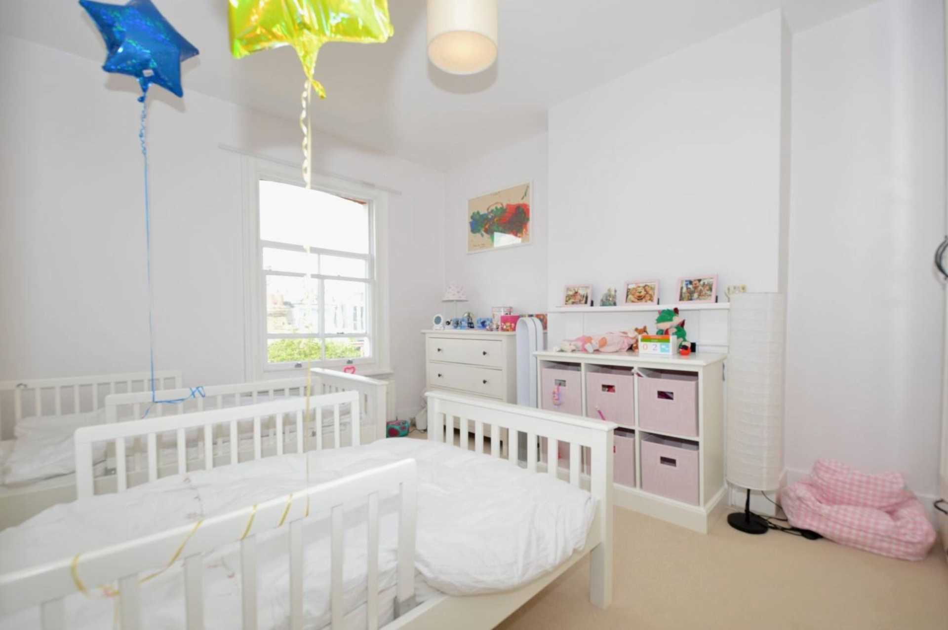 Addison Gardens, London W14, Image 7