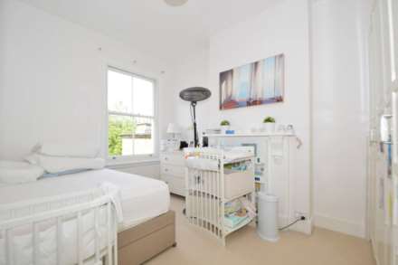 Addison Gardens, London W14, Image 6