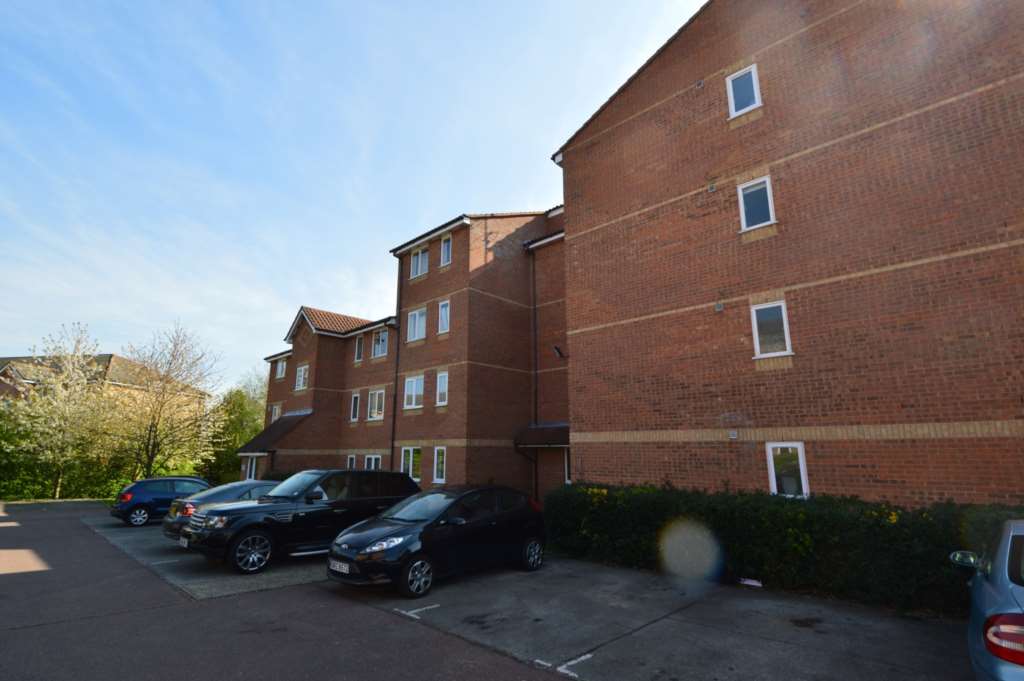 Blackdown Close, East Finchley, London N2, Image 8